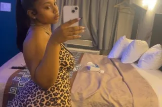 Come Fuck My Pussy Baby🍆🌊🍑 - Image 3