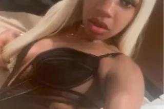 HOT🔥And Ready THROAT GODDESS👅I Want You Now, Baby😘 - Image 1